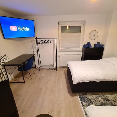 Theox Apartment No 6 Royal Blue Fuer 4 Personen マンハイム エクステリア 写真